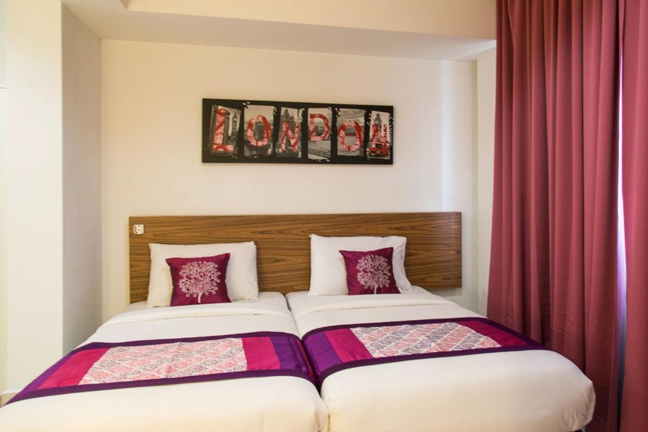 Oyo 180 V Hotel Куала-Лумпур Екстер'єр фото